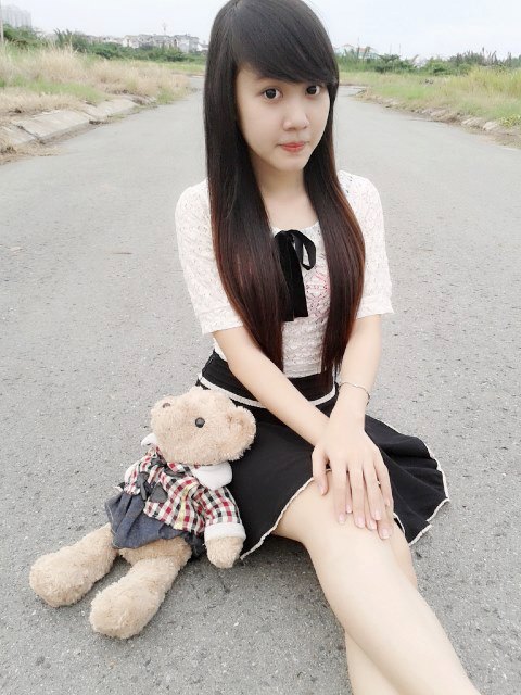 Cấm trẻ em dưới 18...và thanh niên mới lớn...