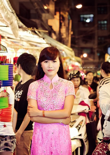 Dạo quanh phố lồng đèn