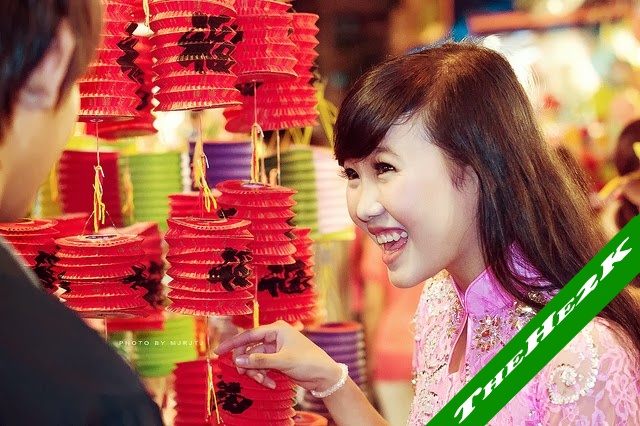 Dạo quanh phố lồng đèn