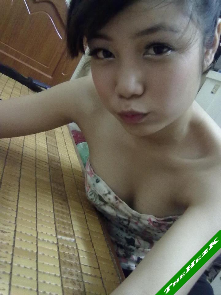 Mời anh em vào lột bưởi khi lột bưởi nhớ cầm khăn giấy