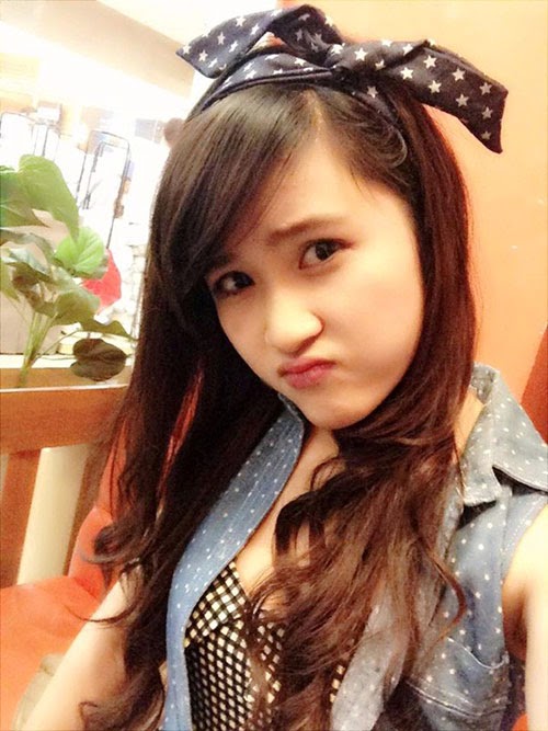 Nữ sinh Hàng nóng bỏng