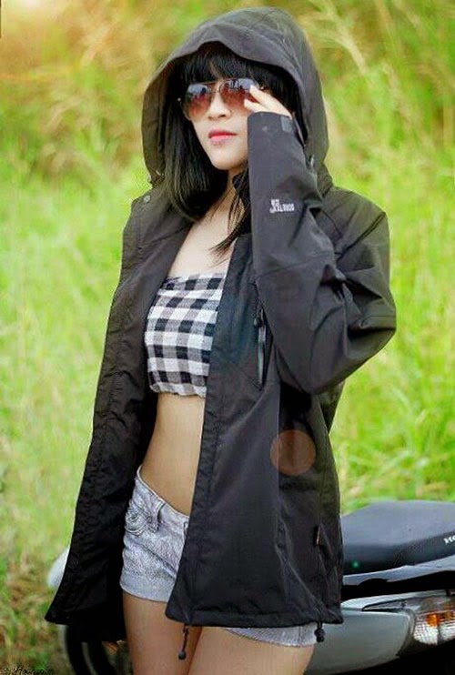 Nữ sinh Hàng nóng bỏng