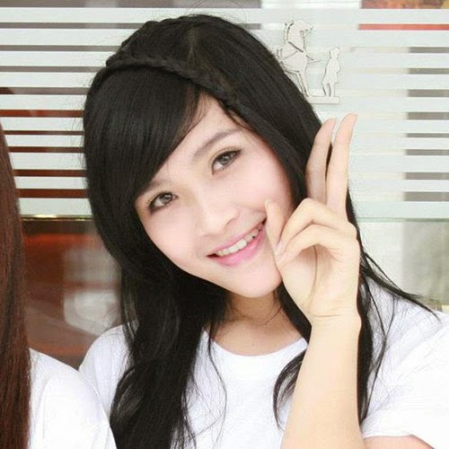 Nữ sinh Hàng nóng bỏng