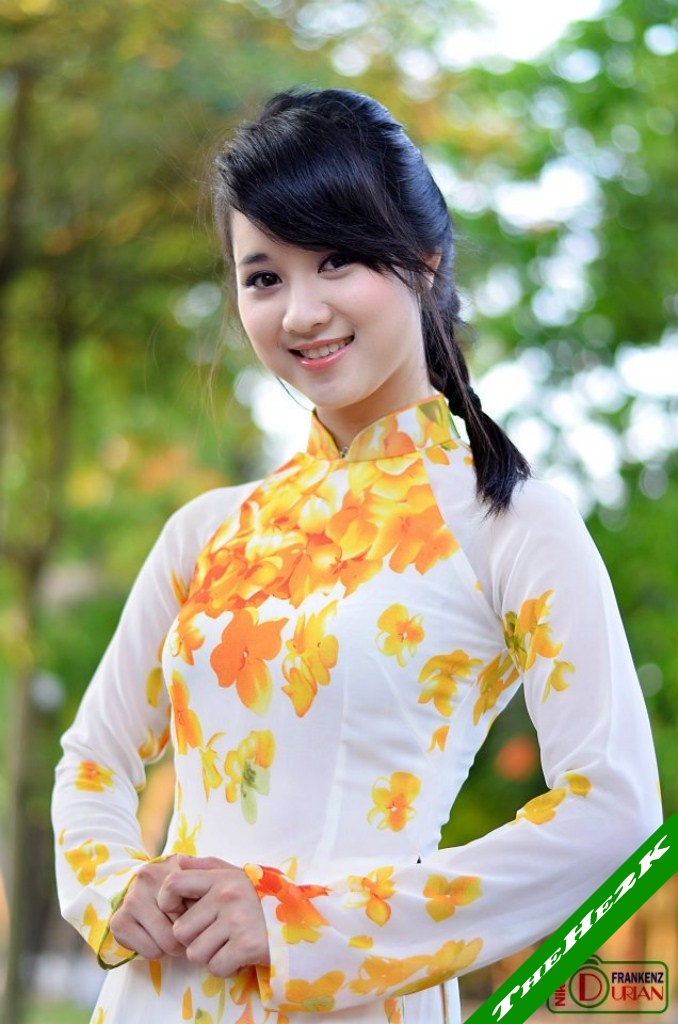 Anh Hot Girl Xinh duyên dáng bên áo dài