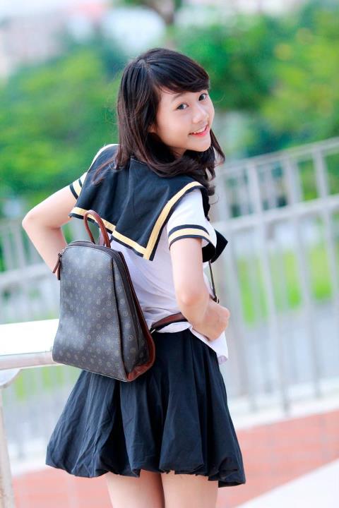 Teen Model An Phương "biến hóa" với style dễ thương